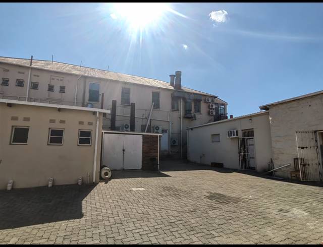5,157M² BUILDING FOR SALE IN HEIDELBERG CENTRAL